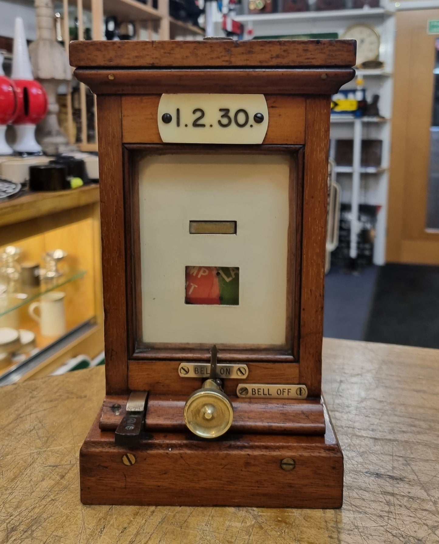 RA 7100 G.W.R. WOOD CASE SIGNAL LAMP IN/LAMP OUT REPEATER