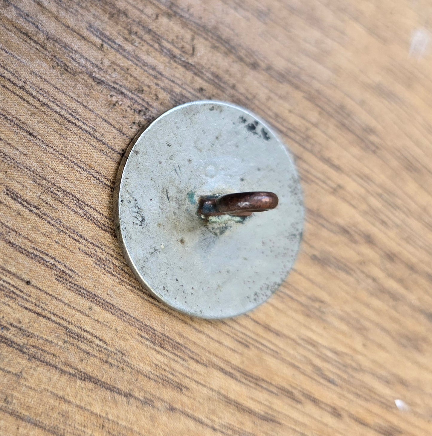 RA 7980   L.M.S. DINING CAR SERVICES  LAPEL BADGE