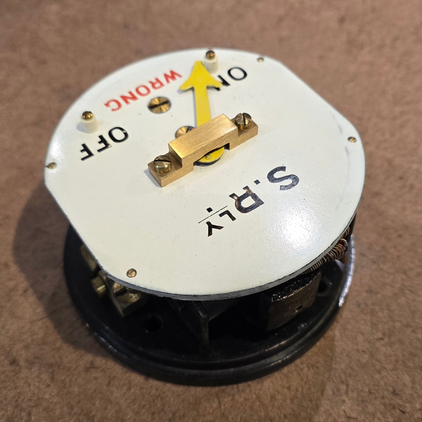 RA 7987 S.RYLY BRASS CASE DISTANT SIGNAL REPEATER BY W.R.SYKES.