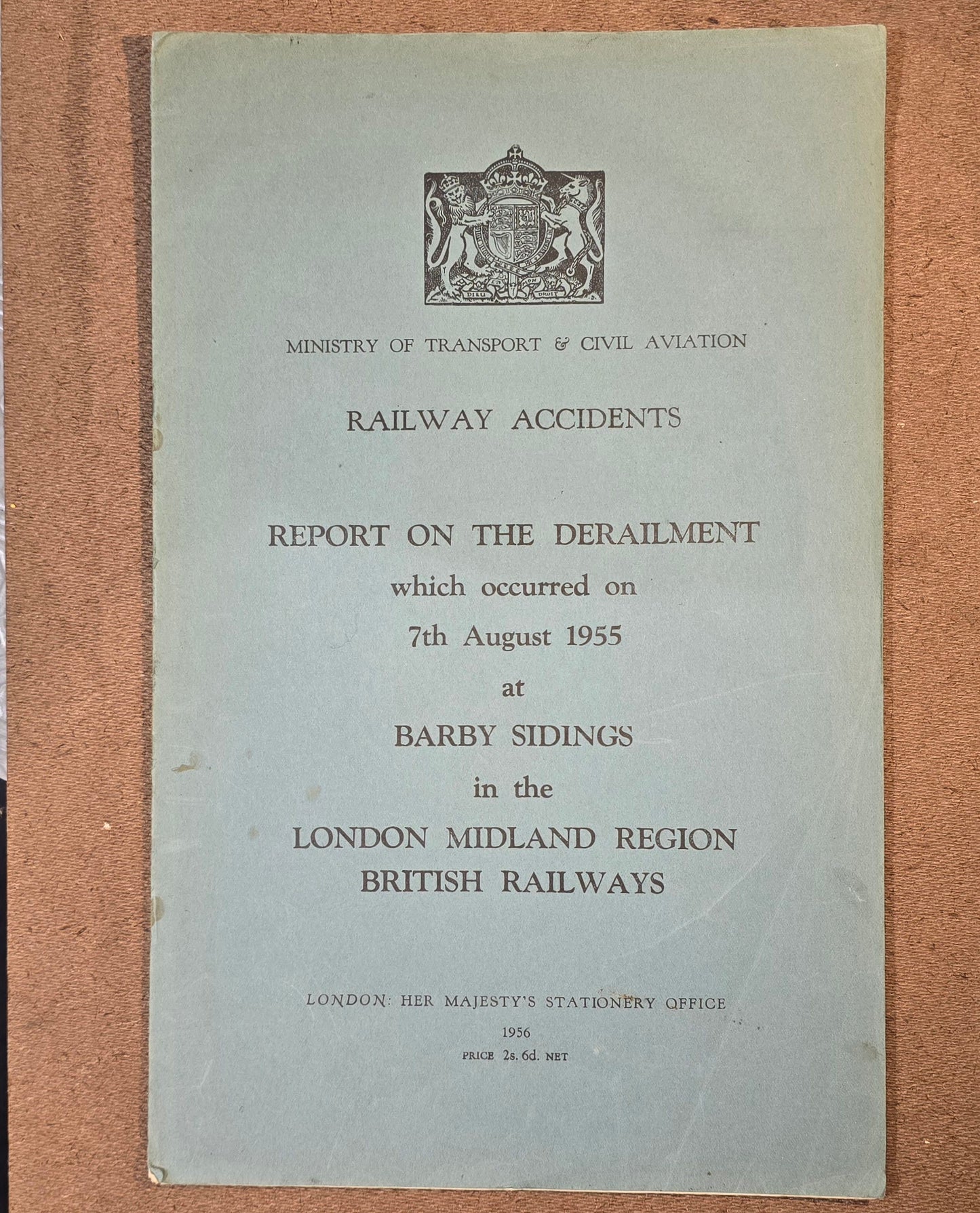 RA 7176C MINSTRY OF TRANSPORT RAILWAY ACCIDENT REPORT IN 1955 NEAR BARNES STATION.