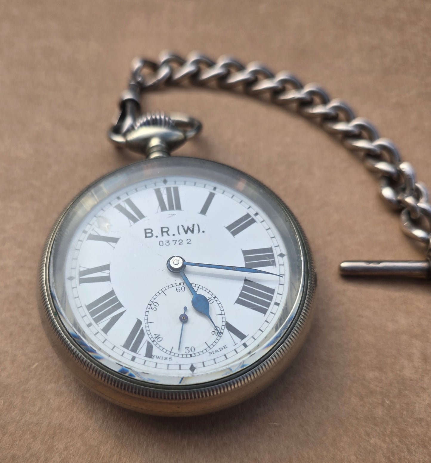 RA8028 B.R(W) GUARDS POCKET WATCH AND CHAIN IN FULL WORKING ORDER.