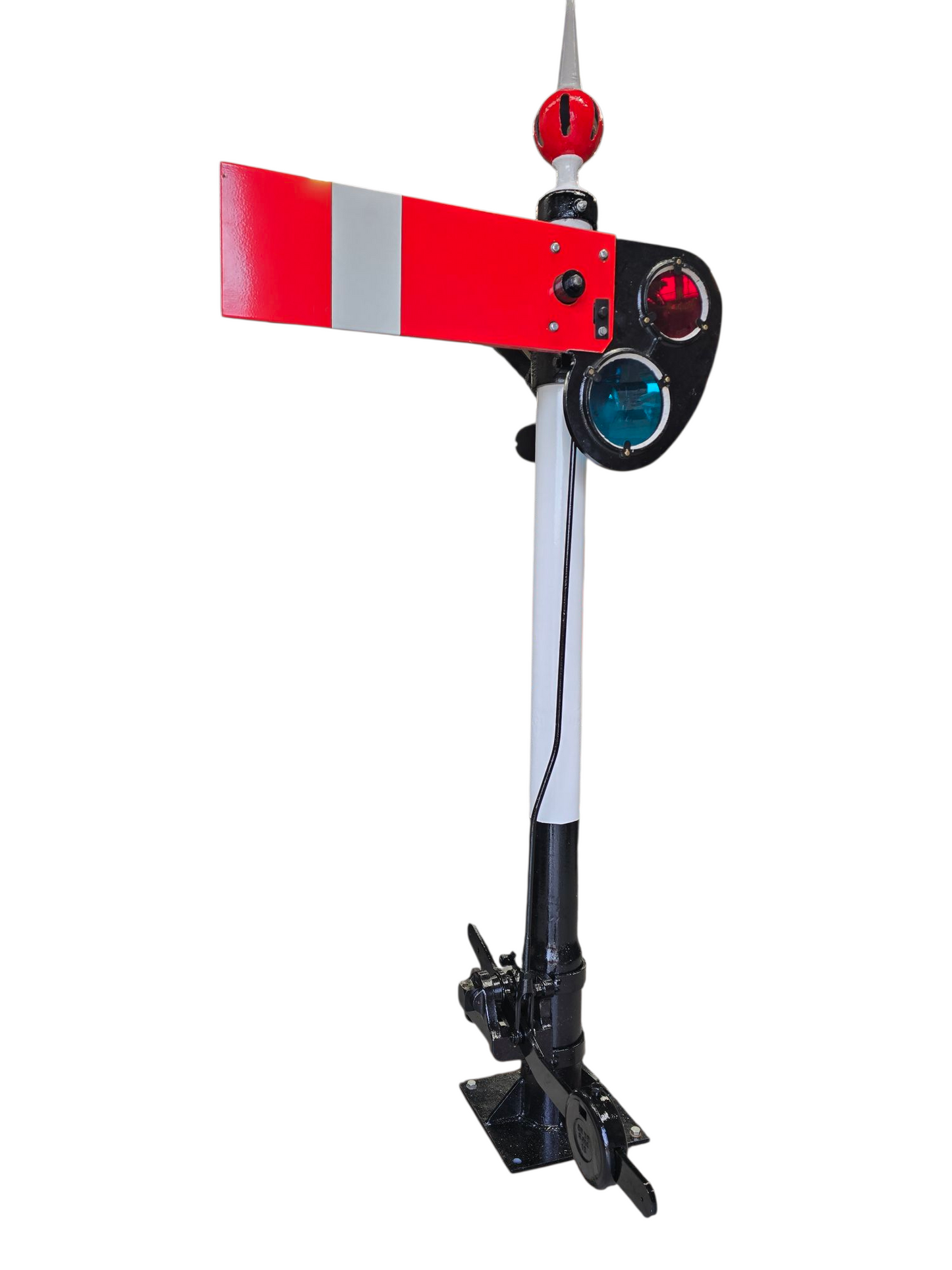 RA 8107 G.W.R. BR-WR FULLY RESTOTORED TUBULAR POST SIGNAL FOR GARDEN.