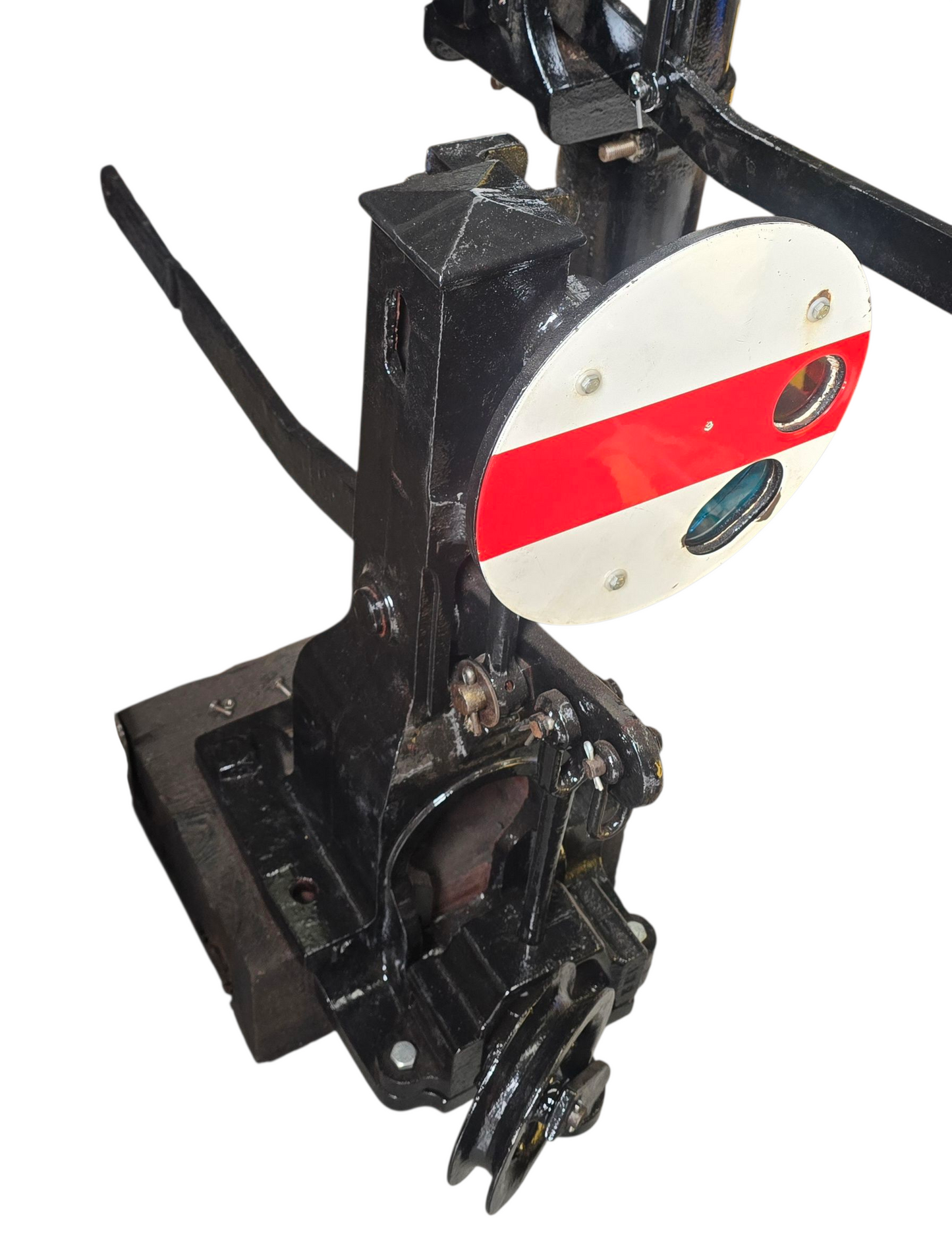 RA 8019 G.W.R. CAST IRON GROUND DISC WITH DETECTCION FULLY RESTORED.