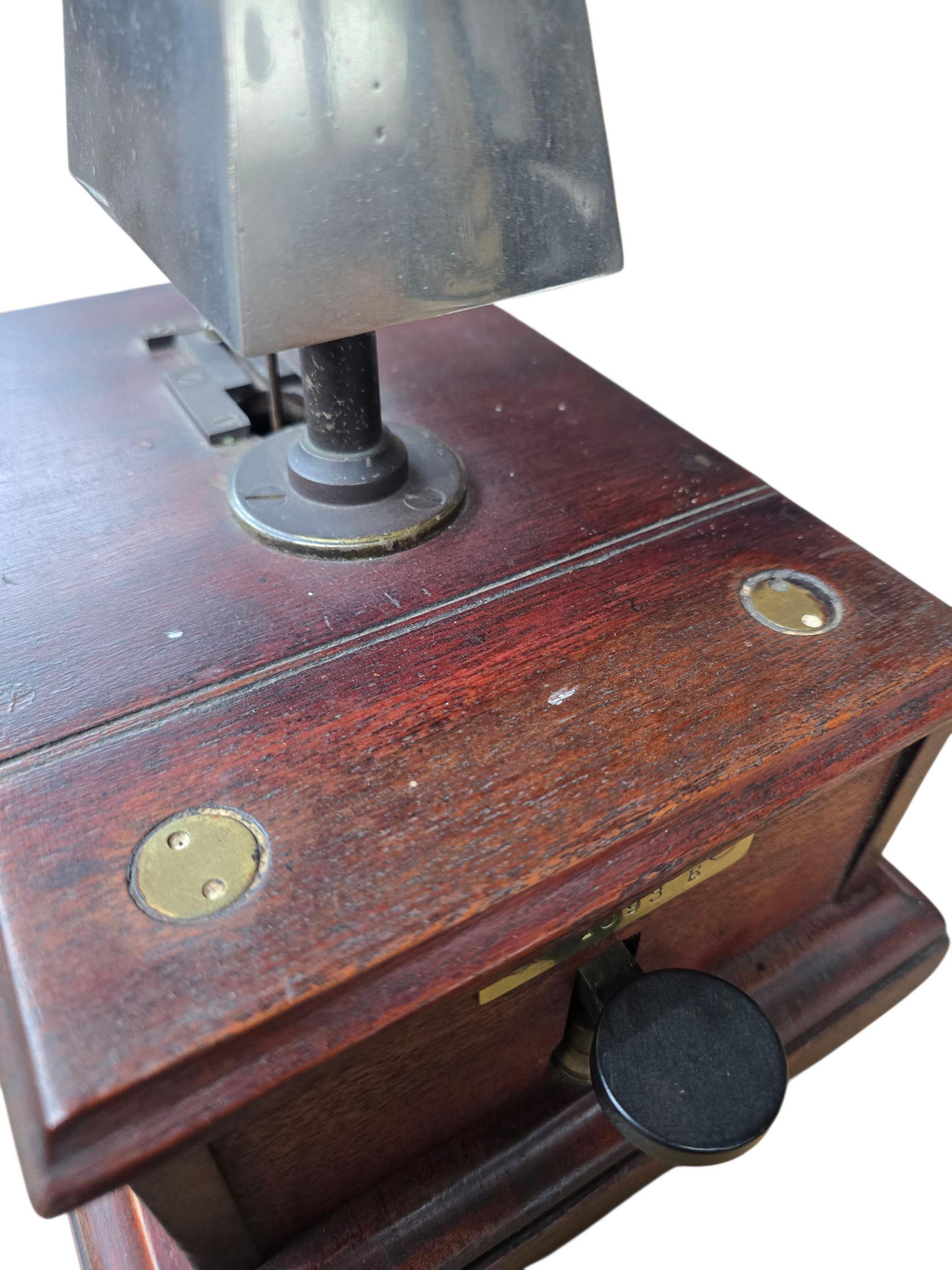 RA 8142 EARLY G.W.R. SPLIT CASE "TURNED BRASS STEM" COW BELL"