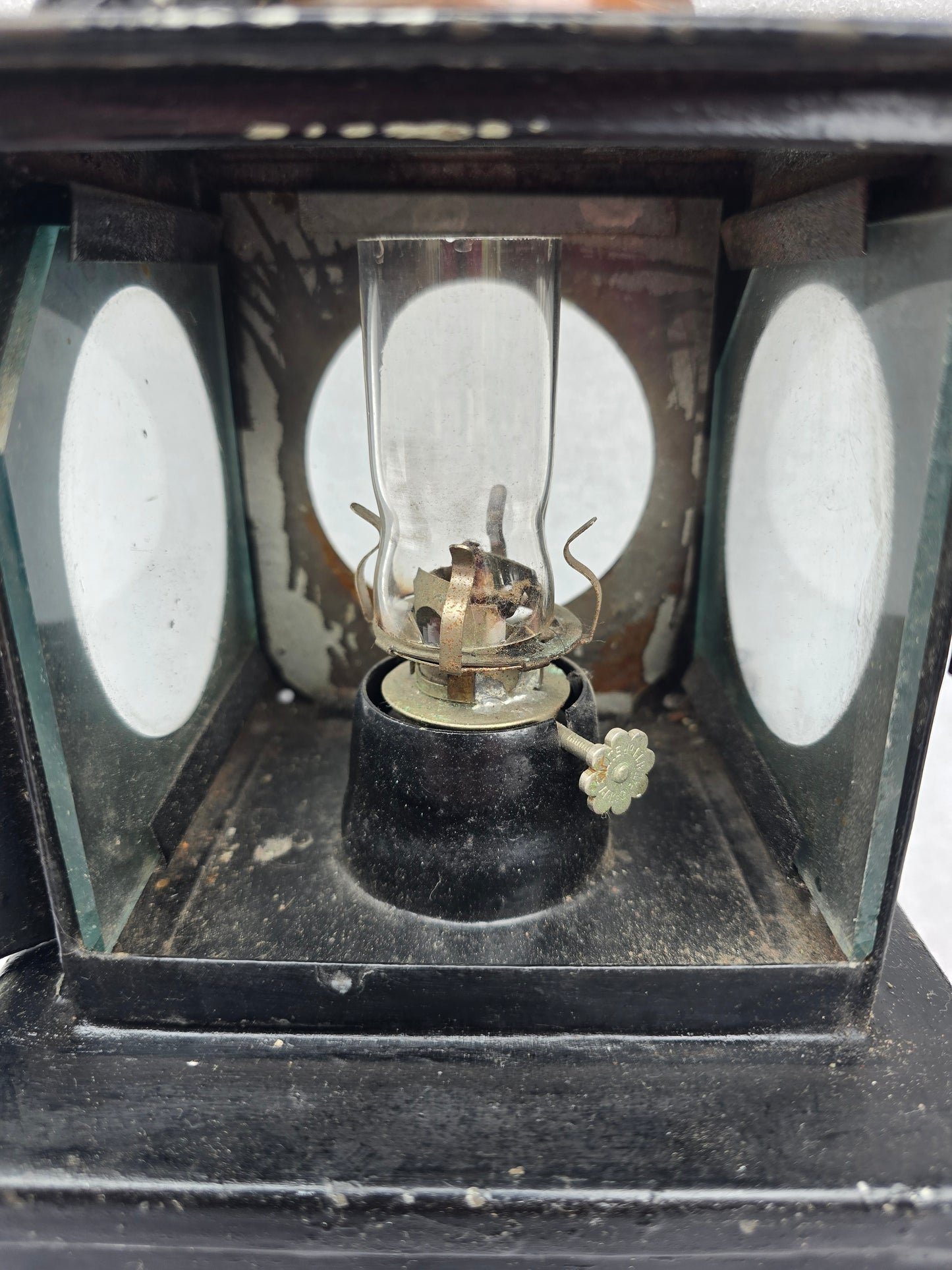 RA 8217 L.M.S. BR(M) WELCH PATTENT SIGNAL LAMP INTERIOR BURNER.