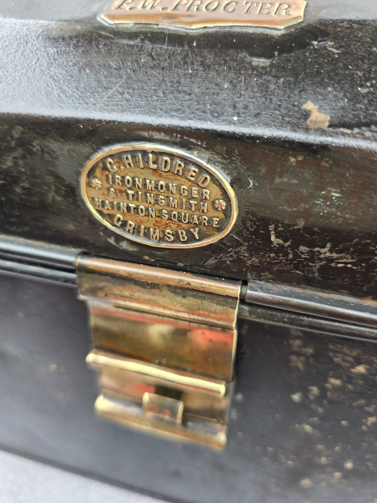 RA 8210 DRIVERS "GRIMSBY" SNAP BOX.