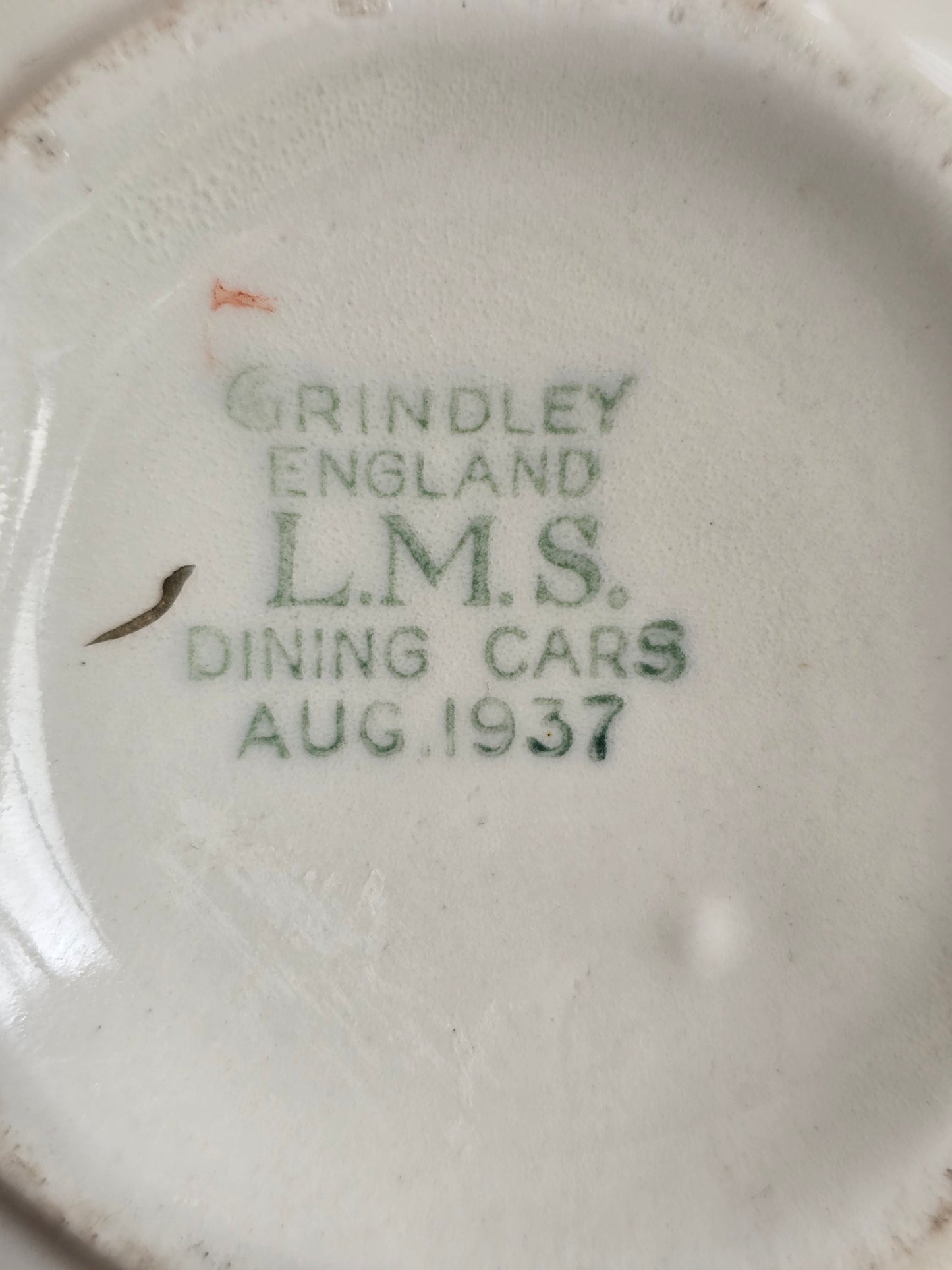 RA 8255B L.M.S. DINING CARS " ROYAL SCOT ROSE" ROSE PATTERN TEA POT.