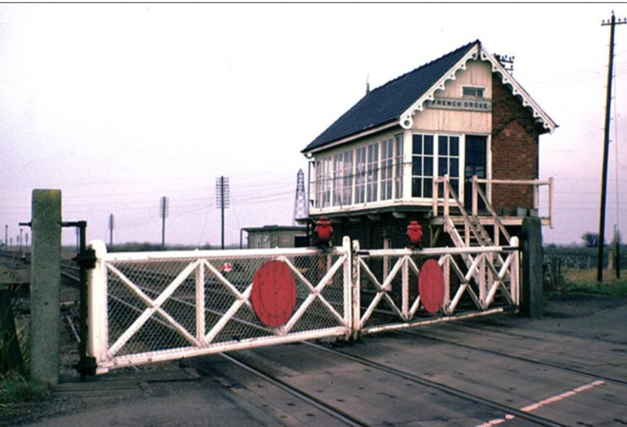 RA 8001 SIGNAL BOX TRAIN REGISTER FROM FRENCH GROVE ON THE FORMER G.N & G.C. JOINT LINES.
