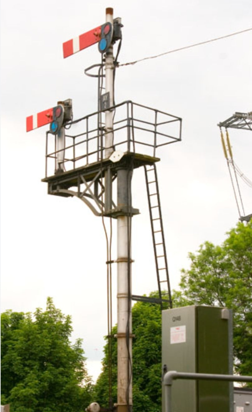 RA 8468 "RARE" G.W.R.. W B & S CO CORRUGATED SIGNAL BLADE EX ABERGAVENNY BOX