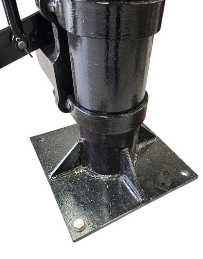 RA 8107  G.W.R. BR-WR FULLY RESTOTORED TUBULAR POST SIGNAL FOR GARDEN.