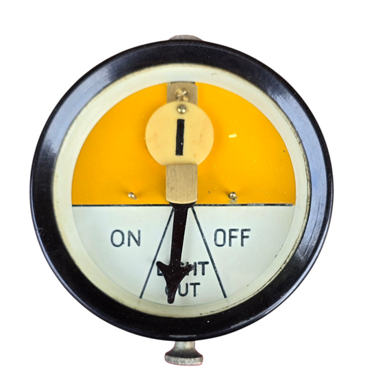 RA 8121 B.R - W.R. LARGE CASE BAKELITE DISTANT COLOUR LIGHT REPEATER.