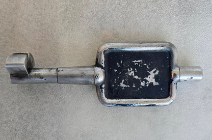 RA 8136  ALLOY SINGLE LINE KEY "WHITSTONE & BRIDGERULE-BUDE"