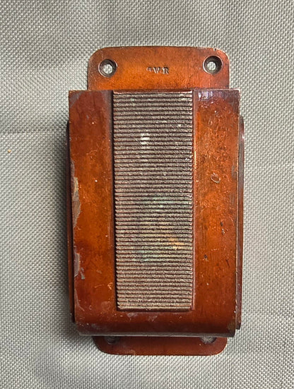 RA 8216 G.W.R. FIRST CLASS CARRIAGE ASH TRAY.