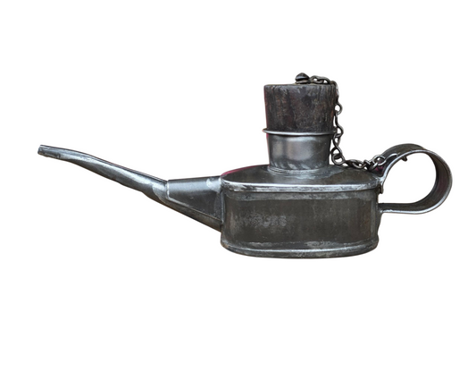 RA 8251C   L.M.S.  LOCOMAN`S SMALL OIL FEEDER.