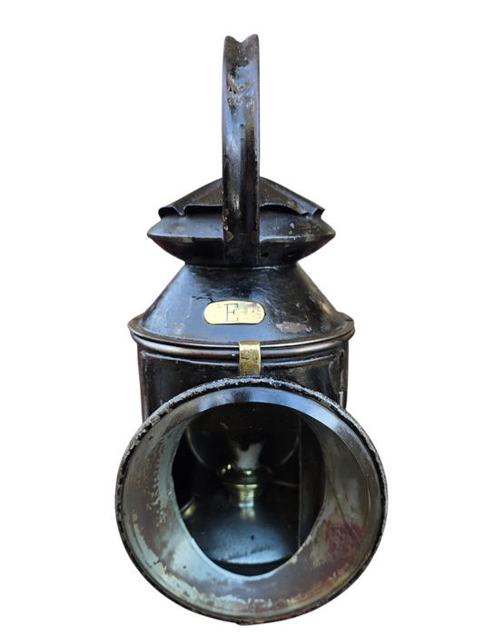 RA 8242A  PRE-GROUPING  L & S.W.RLY 3 ASPECT HANDLAMP.