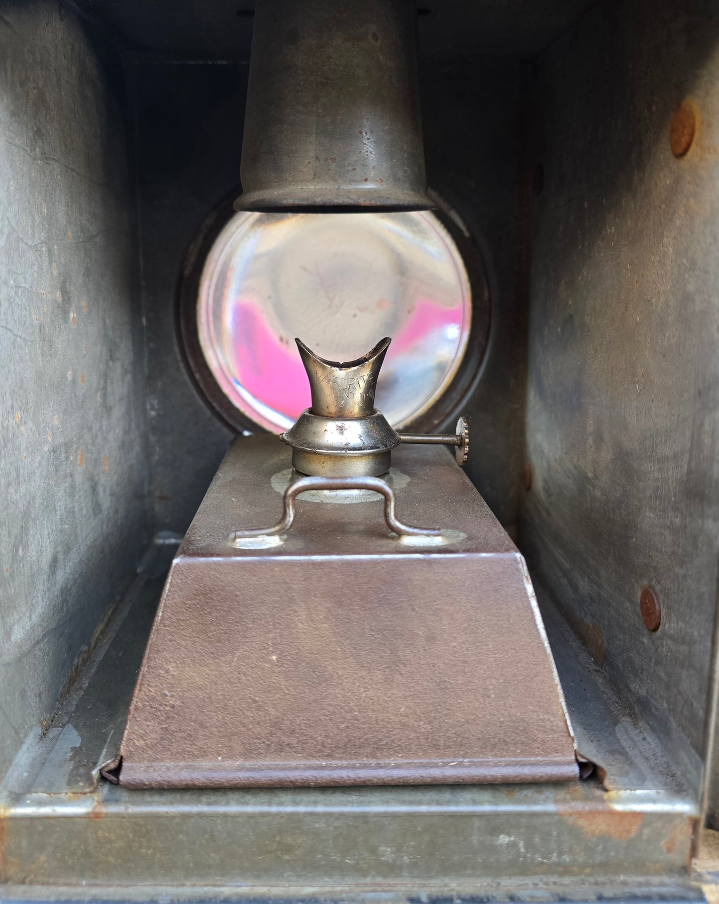 RA 7820  B.R(W) GUARDS VAN SIDE LIGHT LAMP.