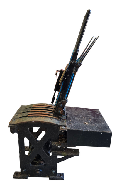 RA 8400   BR(E) LNER PATTERN 3 LEVER GROUND FRAME COMPLETE INTRLOCKING