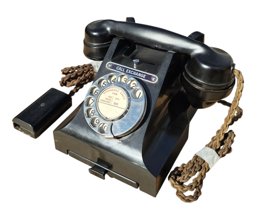 RA 8291  1930s-1960s BAKELITE TELEPHONE