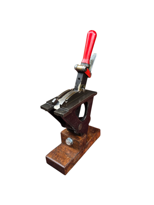 RA 8339  1 MINIATURE POWER FRAME LEVER ON OAK DISPLAY BASE