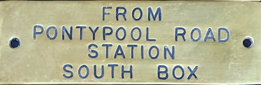 RA 8357 G.W.R. BRASS SHELF PLATE " FROM PONTYPOOL ROAD STATION SOUTH BOX"