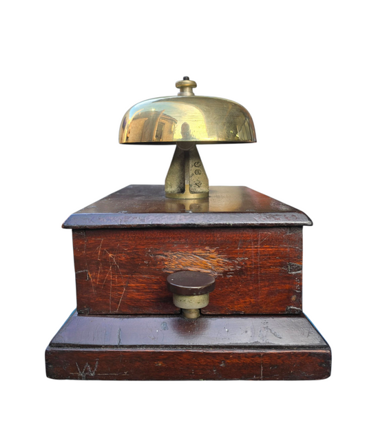 RA 7358  G.W.R.  "TEDDINGTON" BLOCK BELL BY R.E.THOMPSON