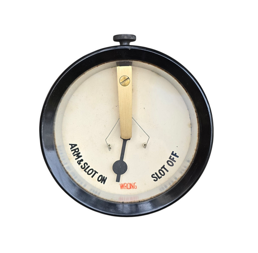 RA 8365  BR(M) BAKELITE COMBINED ARM & SLOT REPEATER