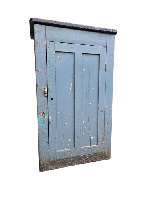 RA 8394  G.W.R. SIGNAL BOX CLEANING CABINET EX ALLER JUNCTION.