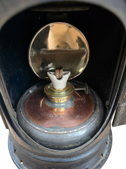 RA 8438  G.W.R. COPPER TOP HANDLAMP WITH  BR(W) ETCHED GLASS LENS