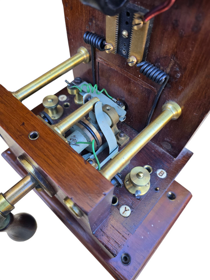 RA 8318  GREAT NORTHERN RAILWAY TELEGRAPH INSTRUMENT