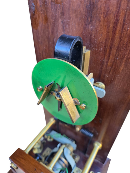 RA 8318  GREAT NORTHERN RAILWAY TELEGRAPH INSTRUMENT