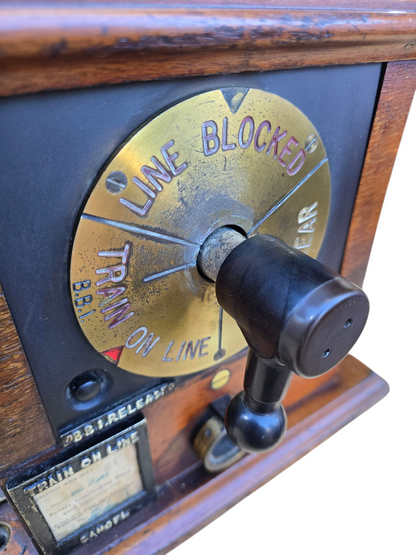RA 8317  MIDLAND RAILWAY ROTARY BLOCK INDICATOR DATED 1914