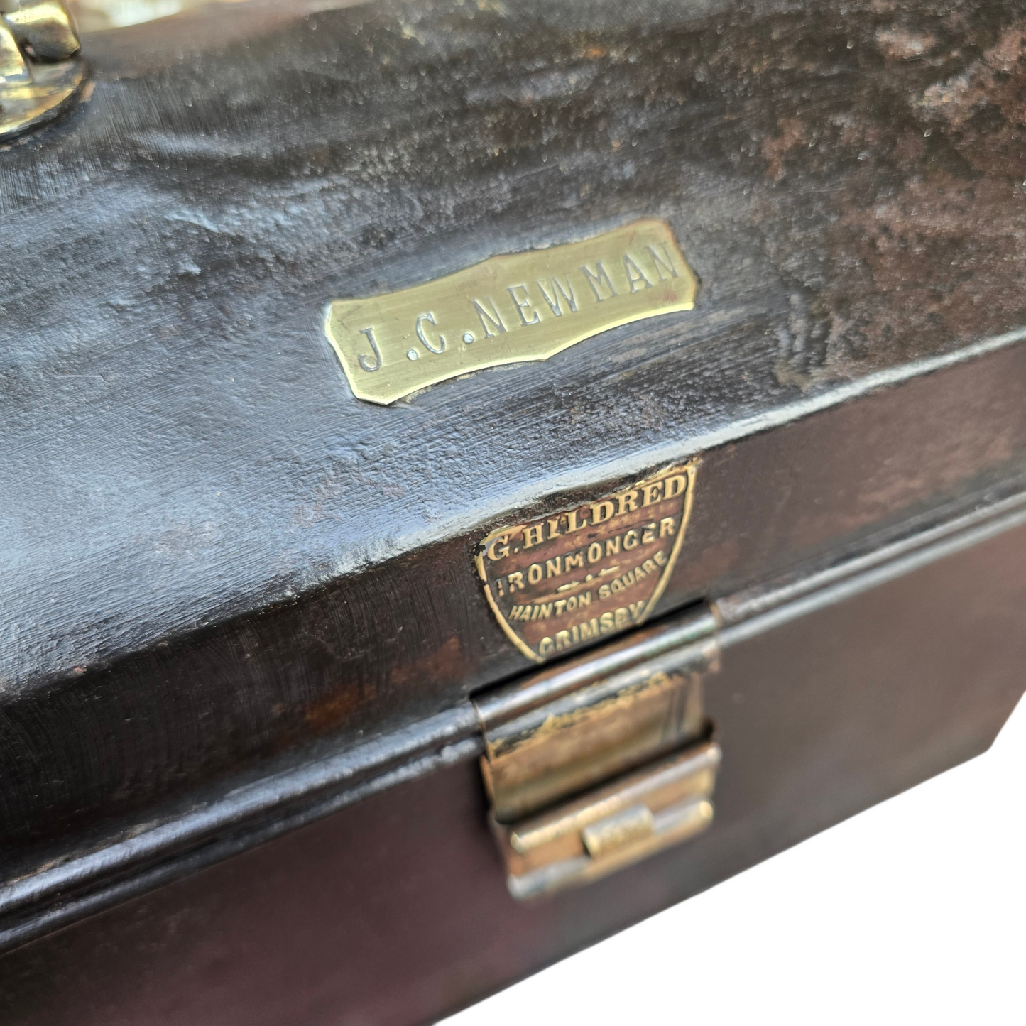 RA 8428   DRIVER`S "GRIMSBY" SNAP BOX