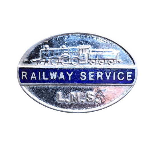 RA 8797A  L.M.S  WOMEN`S WW2 CHROME PLATED RAILWAY SERVICE BADGE