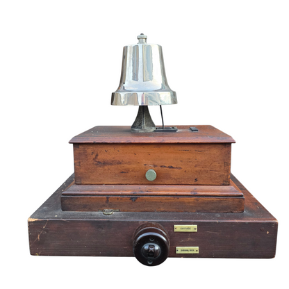 RA 8866  G.W.R. "ETS" BLOCK BELL COMPLETE WITH SHELF PLATED "BRAUNTON-MORTEHOE"