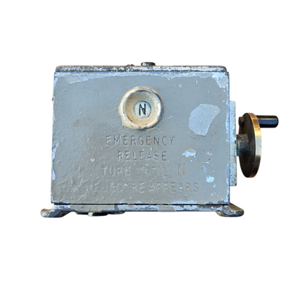 RA 8902  BR(E) SQUARE CASE WELWYN BLOCK RELEASE WINDER