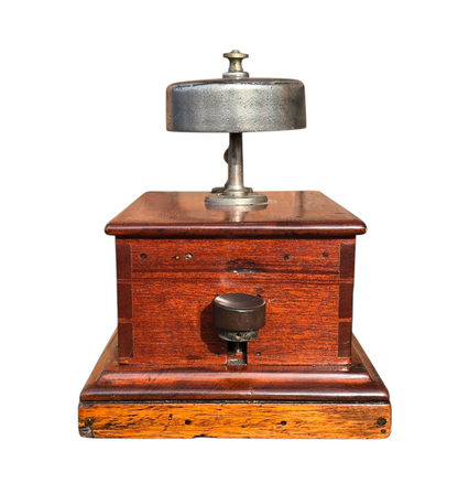 RA 8924 RARE SOUTH EASTERN AND CHATHAM RAILWAY BLOCK BELL