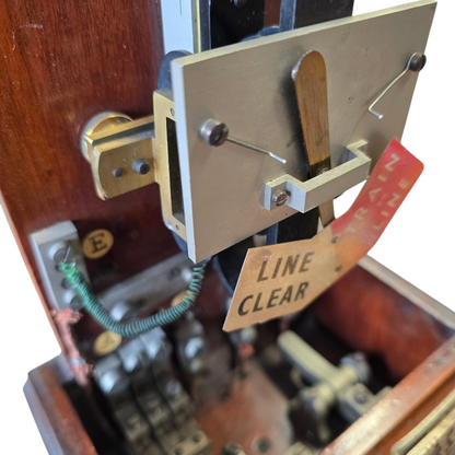 RA 8908 G.W.R. SINGLE SPAGNOLETTI PEGGING BLOCK INDICATOR