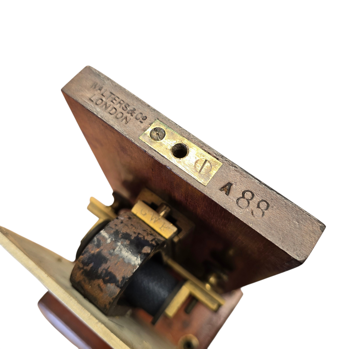 RA 9035 G.W.R. WOOD CASE SIGNAL ARM REPEATER
