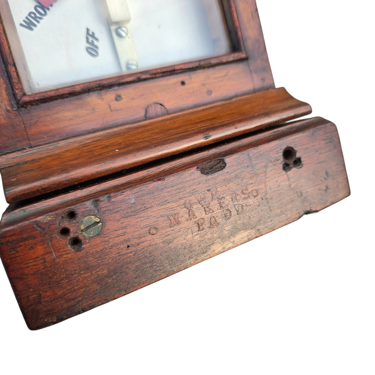 RA 9066  G.W.R. WOOD CASE "HOME SIGNAL" ARM REPEATER STAMPED G.W.R. MAKERS,PADD