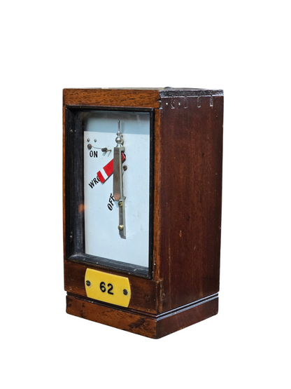 RA 8542   G.W.R. TYERS WOOD CASE SIGNAL ARM REPEATER