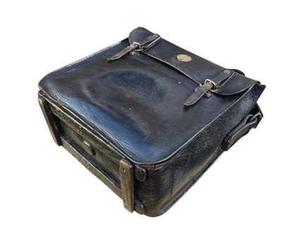 RA 8633  STEAM LOCO DRIVERS LEATHER SATCHEL "G.C.MARTIN. LOCO DEPT. KETTERING