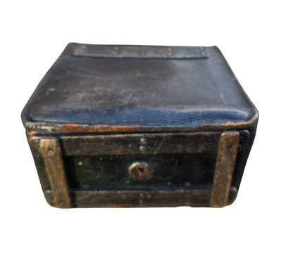 RA 8633  STEAM LOCO DRIVERS LEATHER SATCHEL "G.C.MARTIN. LOCO DEPT. KETTERING