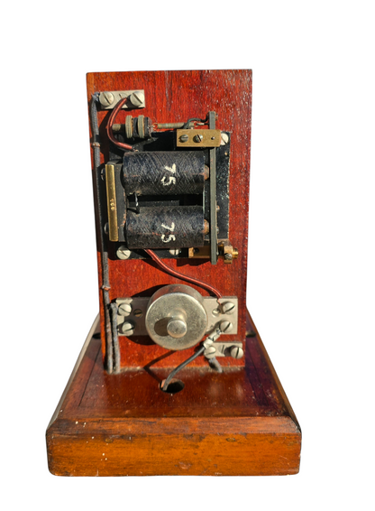 RA 8601 G.W.R. WOOD CASE SIGNAL LAMP REPEATER