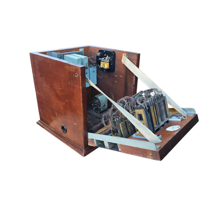 RA 8768  SIGNAL BOX G.P.O.  CONCENTRATOR TELEPHONE